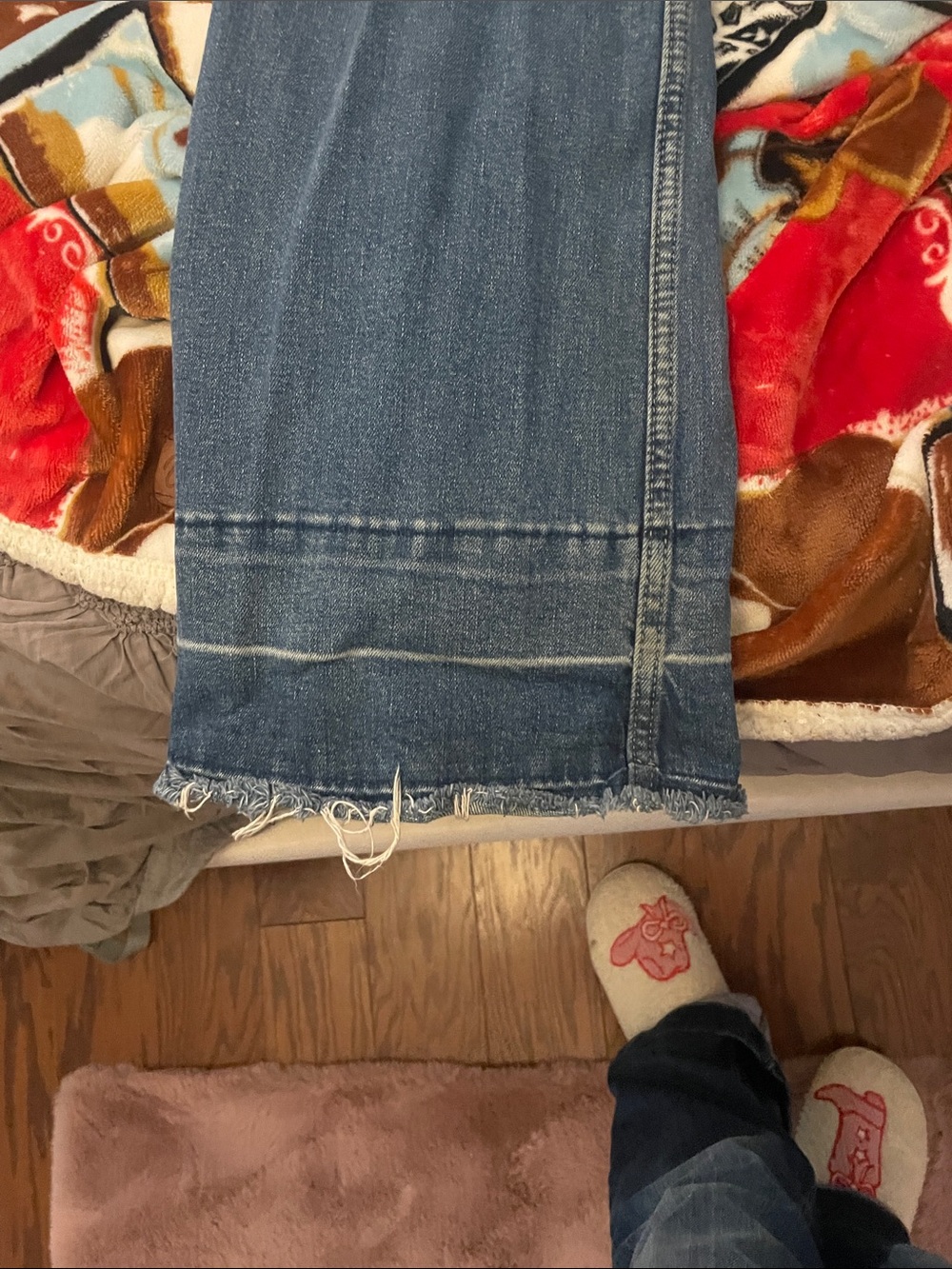 Women's Wrangler Wide-Leg Jeans - Picture 3 of 6